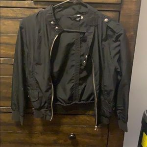 3/4 sleeve black zip up jacket